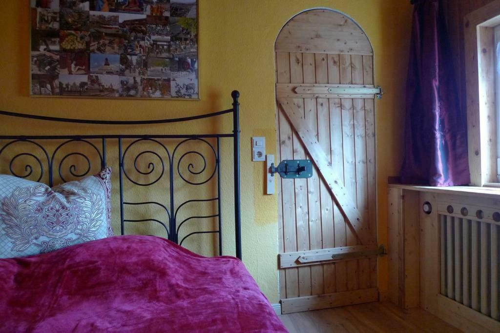 Ferienwohnung Geiernest Оксенфурт Екстериор снимка
